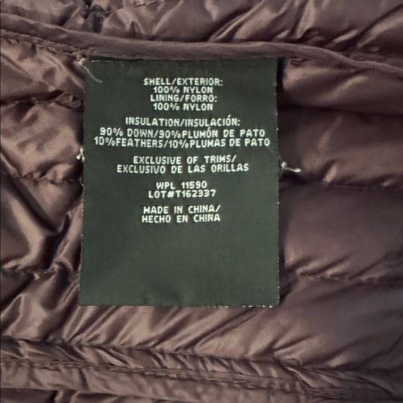 Woman's Lightweight Purple Puffer Jacket with Removable Hood, Size XS - Picture 6 of 7